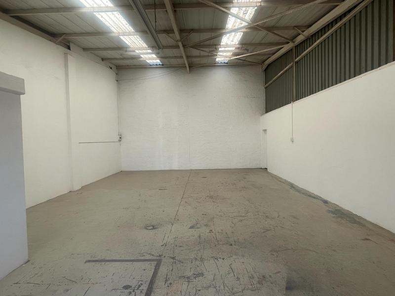 To Let commercial Property for Rent in Walmer Eastern Cape